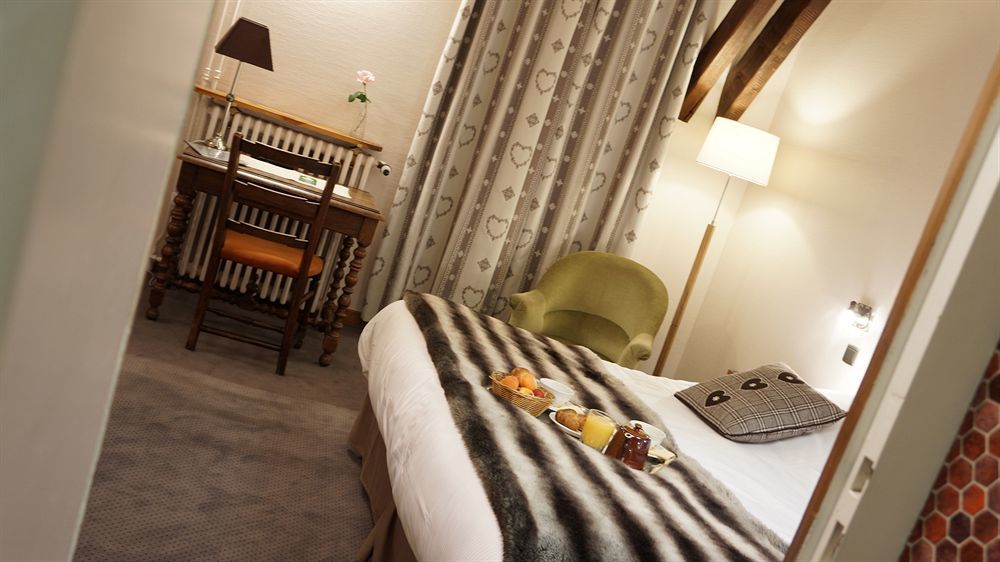 Hotel Restaurant La Couronne Chamonix Esterno foto