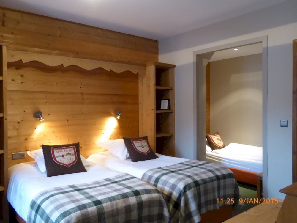 Hotel Restaurant La Couronne Chamonix Esterno foto