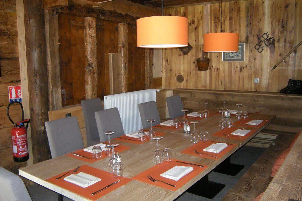 Hotel Restaurant La Couronne Chamonix Esterno foto